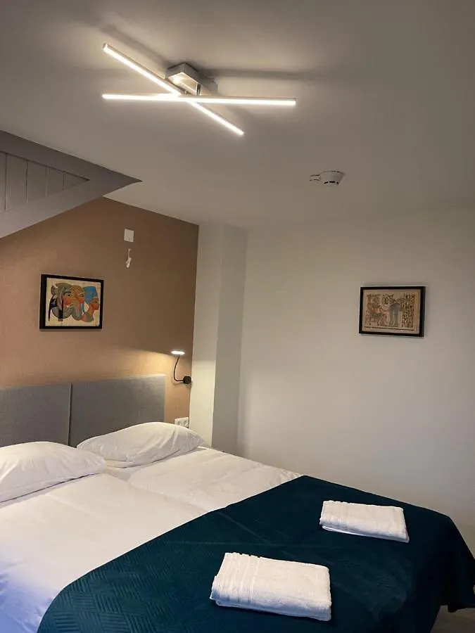 Hotel B&B Sint-Maria Next Door ファルケンブルフ